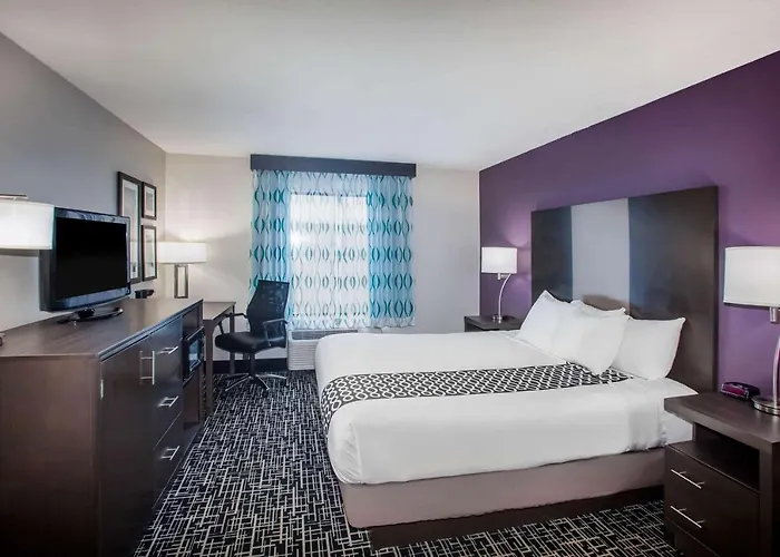 La Quinta & Suits By Wyndham Pontoon Il Hotel Pontoon Beach