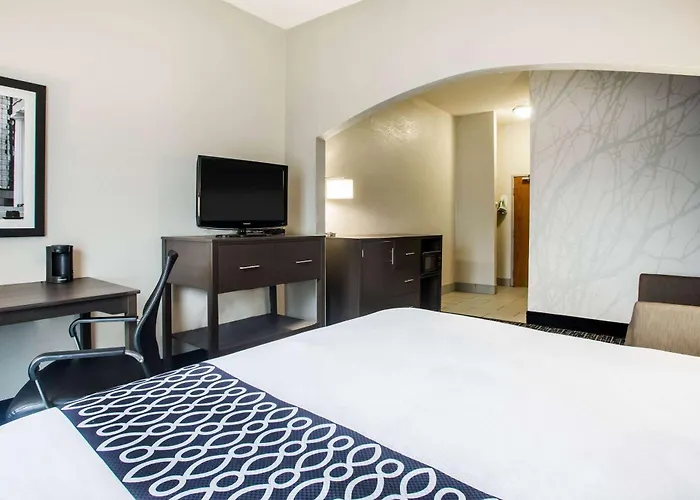 La Quinta & Suits By Wyndham Pontoon Il Hotel Pontoon Beach