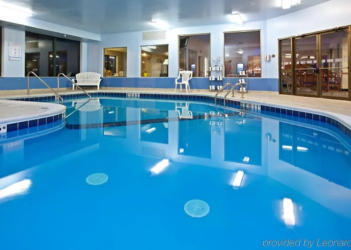 Hotel La Quinta & Suits By Wyndham Pontoon Il Pontoon Beach