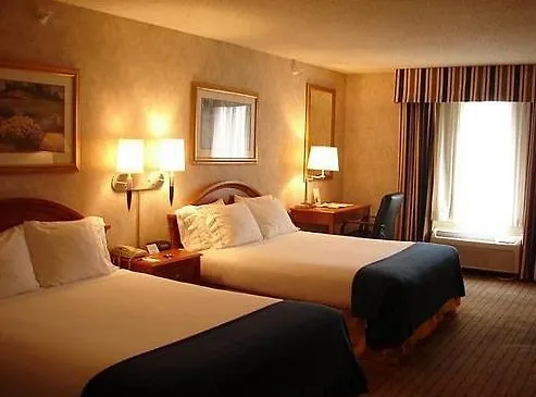 La Quinta & Suits By Wyndham Pontoon Il