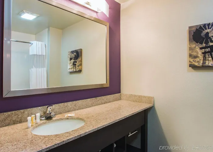 La Quinta & Suits By Wyndham Pontoon Il Hotel 3*